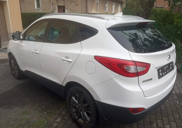 Hyundai ix35 cena 27900 przebieg: 76000, rok produkcji 2015 z Głuchołazy małe 781